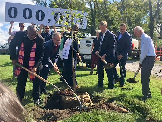 Root Nashville planting